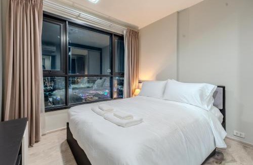 Pattaya Bay Apartment | The Base Pattaya by Silqstay IV
