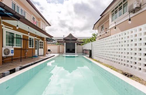 Chiang Mai Villa | MAHI Pool Villa 4BR Near Airport & Old Town