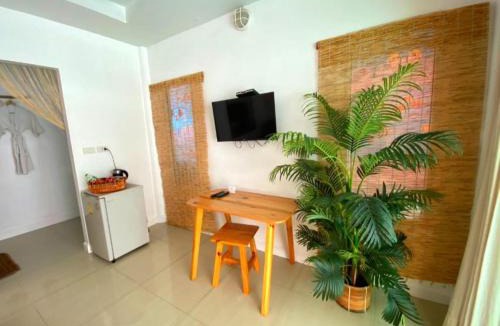 Koh Lan House | โลมา พูลวิลล่า เกาะล้าน Loma pool villa kohlarn