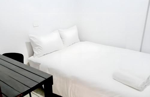 Wat Bowon Niwet Hostel | Mitr Inn Khaosan Road - มิตร อินน์ ถนนข้าวสาร