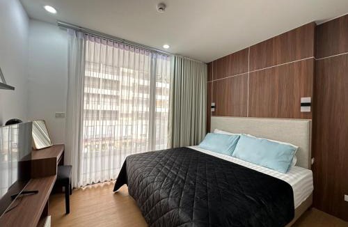Khlong Toei Nuea Apartment | 6th Avenue Sukhumvit BKK Two Bedrooms BTS Asok Nana MRT Sukhumvit