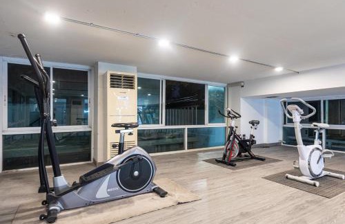 Samsen Nok Hotel | Airbus Hotel At Phawana Station