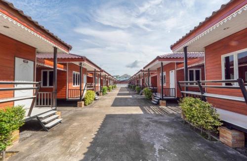 Ban Thung Sukla Hotel | OYO 1166 Train Way Resort