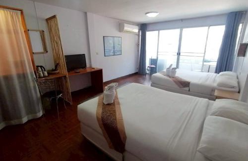 Cha-am House | Beachfront Hotel Cha Am