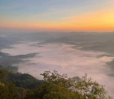 Nong Khiaw Hostel | Eco Farm Stay and Hostel
