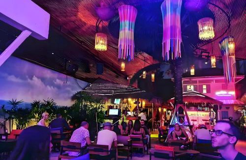 Chana Songkhram Apartment | GO INN Khaosan Road - โก อินน์ ถนนข้าวสาร