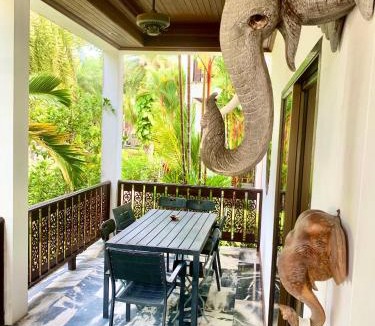 Chakphong House | BIG VILLA 4 at CET RESORT Rayong Padelcenter