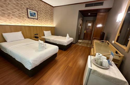 Suphan Buri Hotel | โรงแรมเลิศธานี