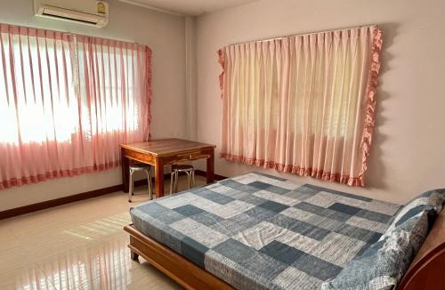 Nong Pla Lai House | Kunaeng ครัวกันเอง รีสอร์ท