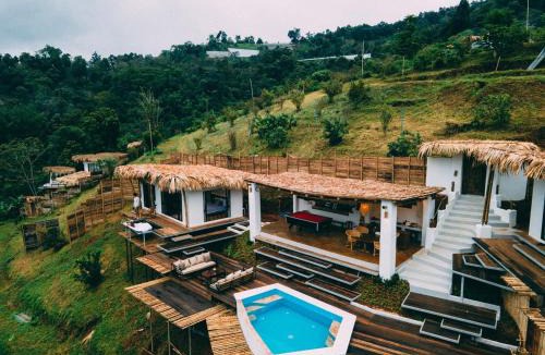 Ban Ton Lung Villa | Mountain Floating Cloud