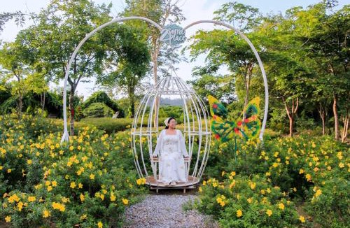 Mae Kon Hotel | 2Someplace