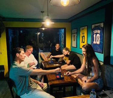 Thong Sala Hostel | The 10 Club Hostel & Tiny Villas