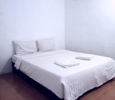Vang Vieng Hostel | Vang Vieng Lily Backpackers Hostel