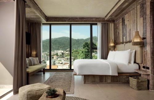 Nanai Road Hotel | Dinso Resort & Villas Phuket, Vignette Collection by IHG