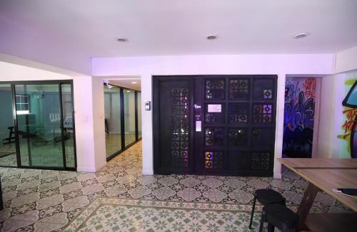 San Chao Pho Suea Hostel | Here We Go Bangkok