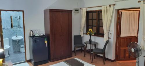 Hin Lek Fai Resort | Meyers Hua Hin