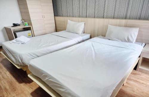 Minburi Hotel | Station 203 Hotel