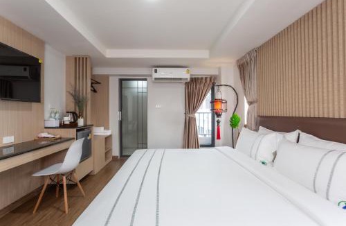 Ratchadaphisek Hotel | โรงแรมเซเว่นรัชดา S7VEN RATCHADA
