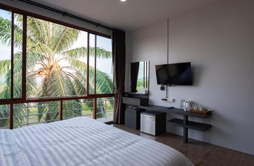 Ban Ta Khun Villa | dham ธาม - Spacious 3BR Row House near the Dam