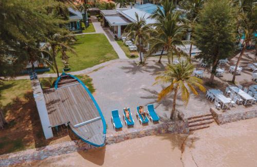 Khlong Khut Hotel | Chaolao Tosang Beach Hotel