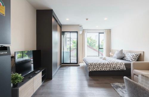 Bang Lamphu Lang Apartment | Sathon-Charoen Nakhon Condo