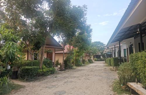 Thap Than Resort | Numhom Resort