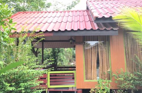 Ban Prok Apartment | บ้านปุณยาพร โฮมสเตย์