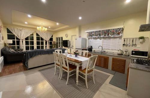 Khao Kho House | Misty English Cottage