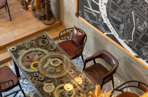 San Chao Pho Suea Hostel | House of Machine Boutique Hotel