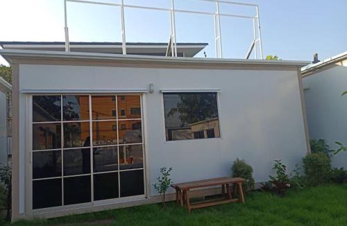 Samphao Lom Hotel | Homey Hut Ayutthaya