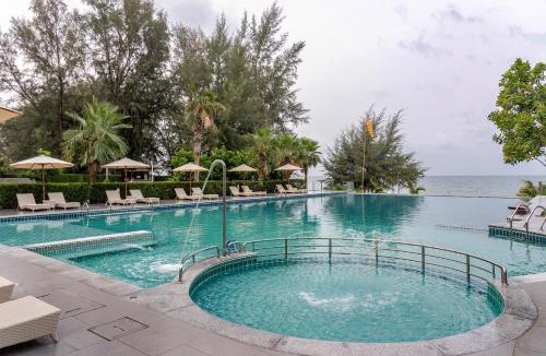 Khlong Khut Resort | Sand Dunes Chaolao Beach Resort