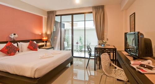 Thep Kasattri Hotel | Ratana Residence Thalang