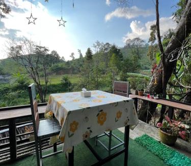 Thai Mueang House | Baan Tarn Naam