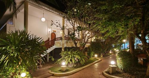 Suan Phueng Resort | Phu Pha Phung Resort