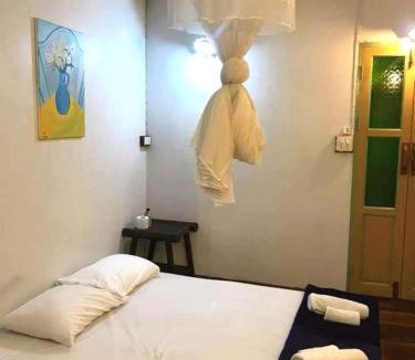 Amphawa Bed & Breakfast | นิทานคำกลอน 2 Nithankumkon 2