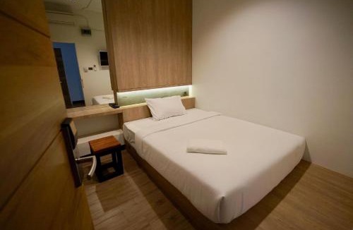 Samsen Nai Hostel | T Hostel @ Victory Monument