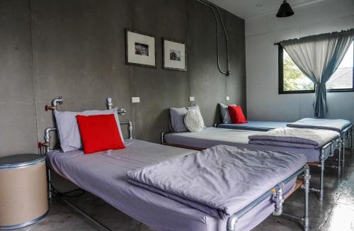 Chonburi House | Patoey House
