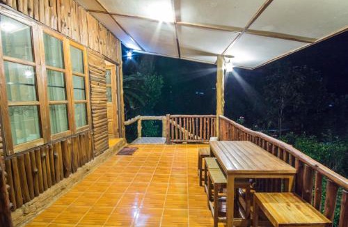 Sado Phong House | บ้านสวนศรเพชร