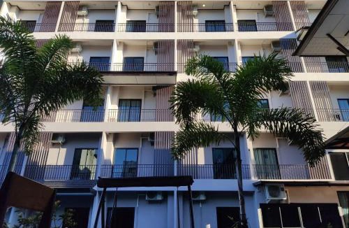 Bang Phra Hotel | J.P.GRAND HOTEL