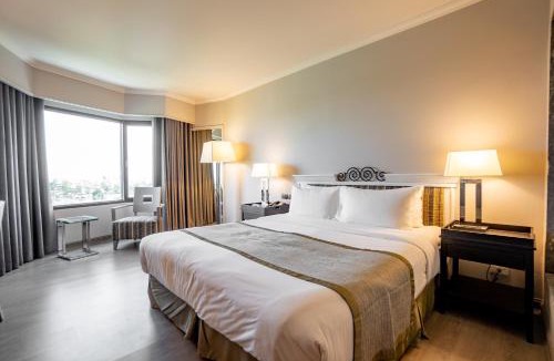 Phitsanulok Hotel | The Grand Riverside Hotel