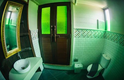 Si Racha Hostel | Suankaew​ art​ hostel​