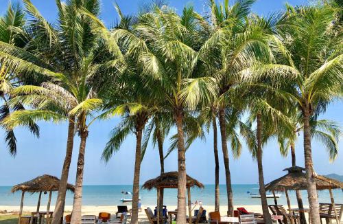 Sam Roi Yot Resort | Dolphin Bay Beach Resort