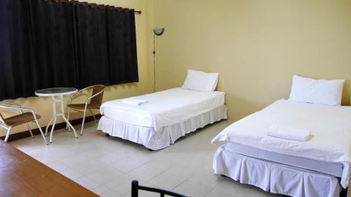 Mae Chaem Hotel | Sangthong Building