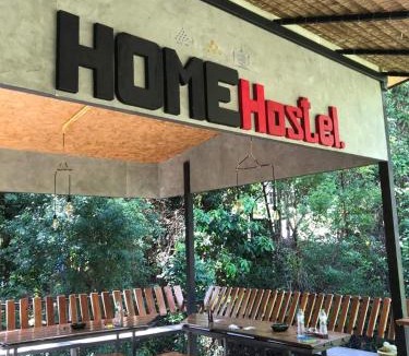Khong Koi Beach Hostel | HomeHostel