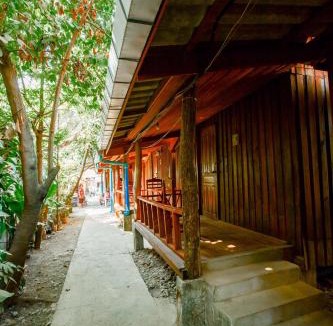 Vang Vieng House | Molina Bungalows
