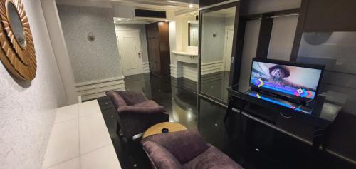 North Pattaya Resort | Garden Sea View Resort