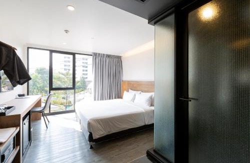 Din Daeng Hotel | STAY Hotel BKK
