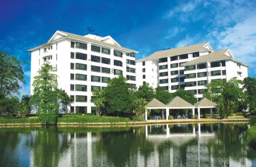 Salaya Hotel | The Royal Gems Golf Resort
