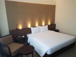 Talat Bang Khen Hotel | Louis Tavern Hotel