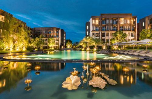 Srisa Chorakhe Noi Hotel | Divalux Resort & Spa Bangkok, Suvarnabhumi Airport-Free Shuttle